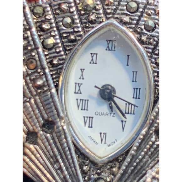 Quartz Fan Watch with Chain Silver Tone Necklace READ - Picture 3 of 8